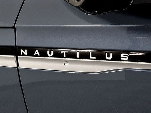 New 2026 Lincoln Nautilus Reserve AWD/4WD image 22