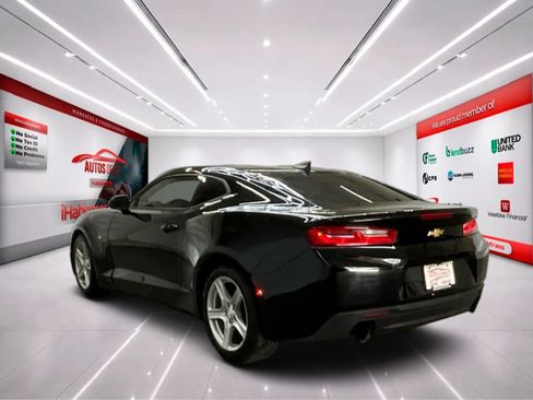Used 2018 Chevrolet Camaro LS RWD image 5