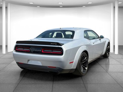 Used 2020 Dodge Challenger SRT Hellcat RWD image 7
