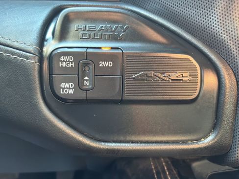 Used 2022 RAM 2500 Limited AWD/4WD image 27