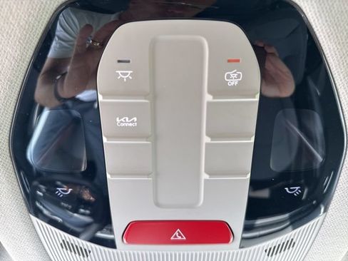 Used 2025 Kia K4 FWD image 32