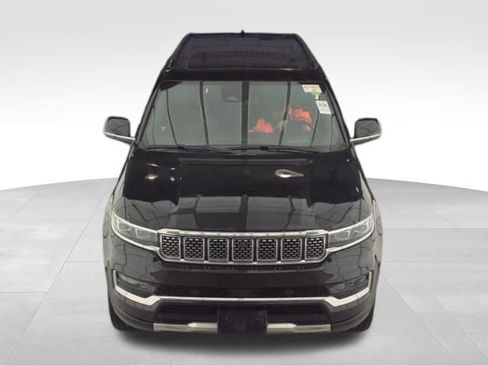Used 2023 Jeep Grand Wagoneer Series II w/ Flexible Seating Group image 2