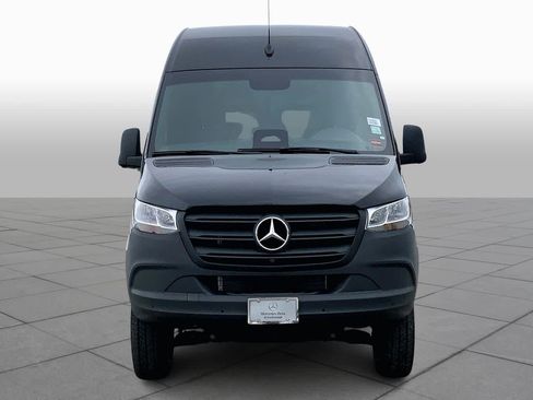 New 2026 Mercedes-Benz Sprinter 2500 image 3