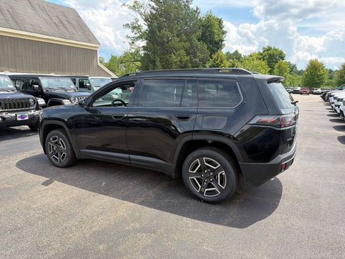 New 2026 Jeep Cherokee Laredo AWD/4WD image 3