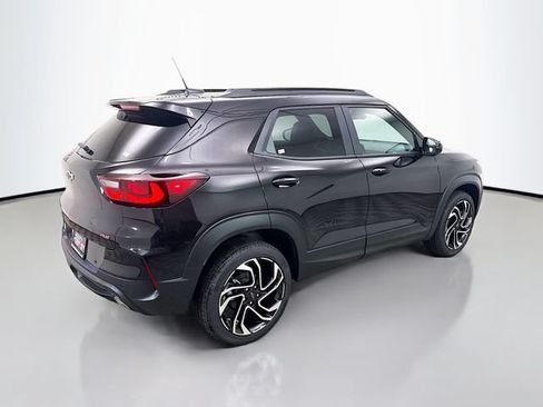 New 2026 Chevrolet TrailBlazer RS w/ Convenience Package AWD/4WD image 9