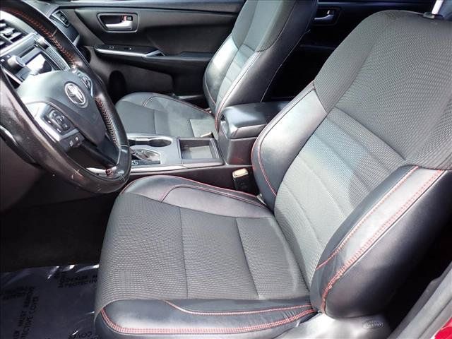 Used 2016 Toyota Camry SE FWD image 9