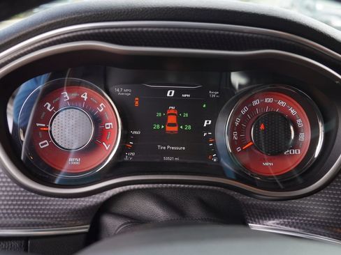 Used 2016 Dodge Challenger SRT Hellcat RWD image 4