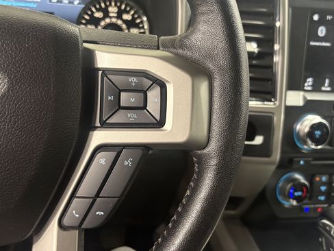 Used 2018 Ford F150 Lariat w/ Equipment Group 502A Luxury RWD image 21