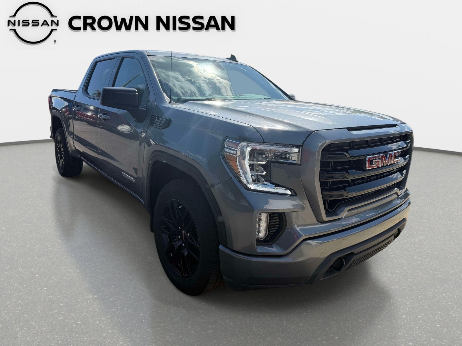 Used 2021 GMC Sierra 1500 Elevation RWD image 11