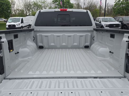 New 2026 Ford Ranger Lariat w/ Black Appearance Package AWD/4WD image 8