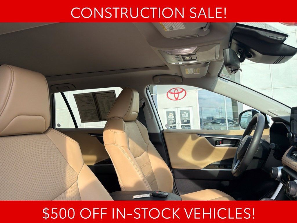 Used 2024 Toyota RAV4 Limited w/ Advanced Technology Package AWD/4WD image 20
