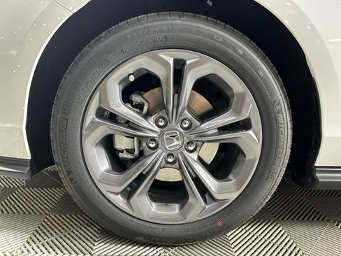 Certified 2023 Honda Accord EX image 40