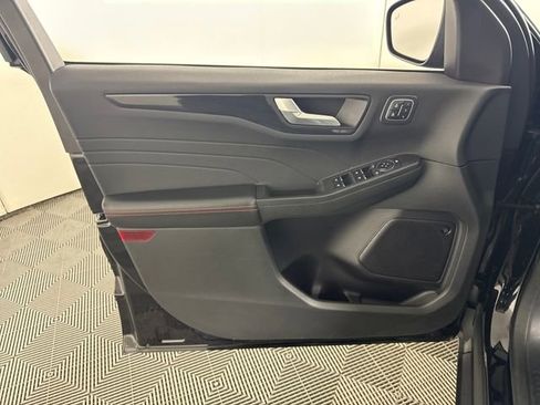 Used 2023 Ford Escape ST-Line Elite w/ Premium Technology Package image 23