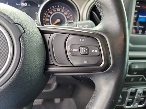 Used 2020 Jeep Wrangler Unlimited Sport AWD/4WD image 21