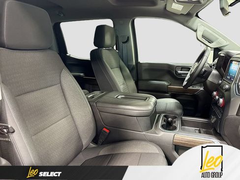 Used 2022 Chevrolet Silverado 1500 LT Trail Boss w/ Bed Protection Package AWD/4WD image 30