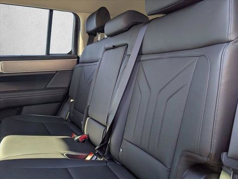 Used 2025 Hyundai Santa Fe XRT image 19