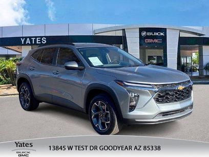 Used 2025 Chevrolet Trax LT w/ Driver Confidence Package