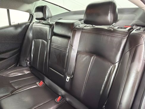 Used 2011 Buick LaCrosse CXL w/ Driver Confidence Package FWD image 17