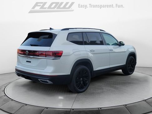New 2026 Volkswagen Atlas SE FWD image 7