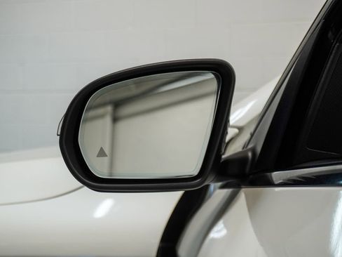 Used 2022 Mercedes-Benz GLC 300 4MATIC Coupe image 39