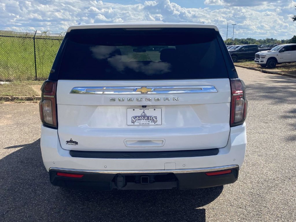 Used 2021 Chevrolet Suburban LS w/ Driver Alert Package AWD/4WD image 7