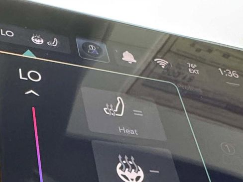 New 2026 Jeep Compass Limited image 32