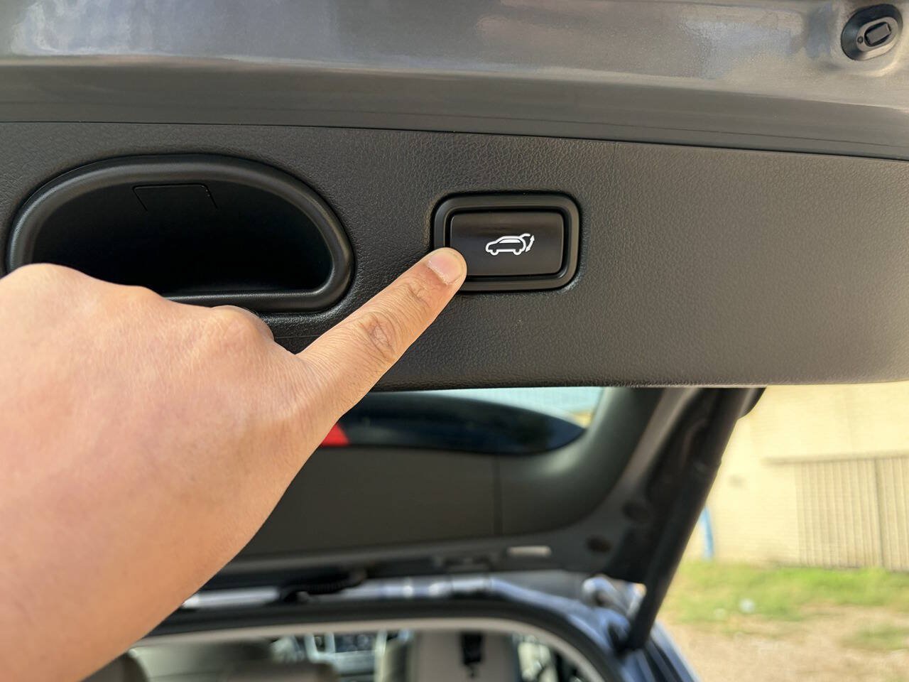 Used 2018 Hyundai Tucson Value w/ Cargo Package FWD image 21