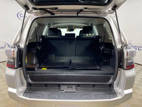 Used 2024 Toyota 4Runner SR5 image 6