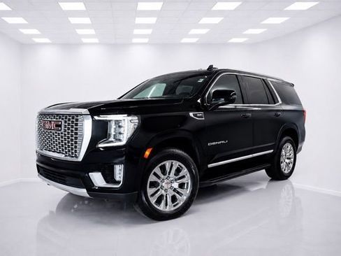 Used 2023 GMC Yukon Denali AWD/4WD image 2