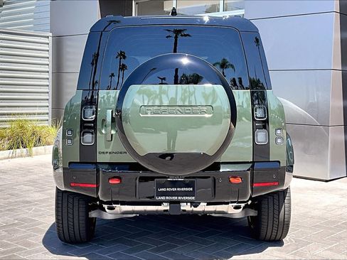 New 2026 Land Rover Defender 110 X AWD/4WD image 4