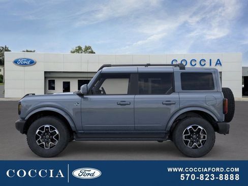New 2025 Ford Bronco Outer Banks image 3