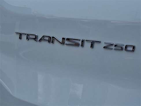 Used 2020 Ford Transit 250 Low Roof AWD image 30