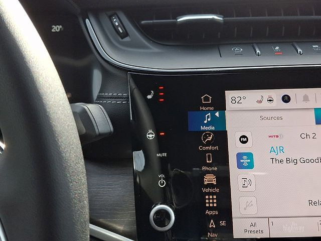 New 2026 Jeep Grand Cherokee Altitude AWD/4WD image 13