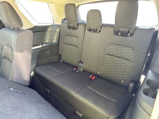 Used 2023 Nissan Pathfinder SV AWD/4WD image 25