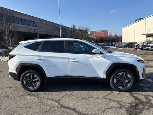 New 2026 Hyundai Tucson SEL image 8