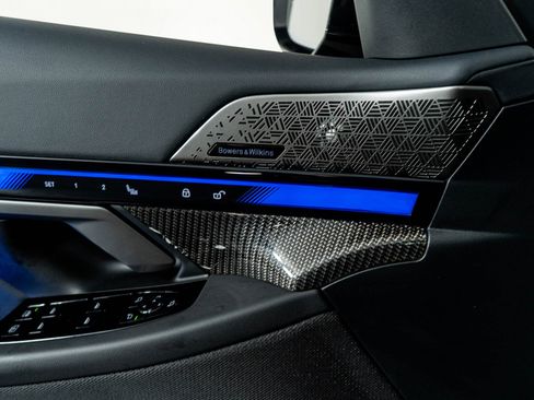 Used 2026 BMW M5 w/ Executive Package image 52