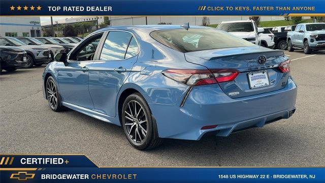 Used 2024 Toyota Camry SE AWD/4WD image 7