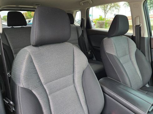 Used 2021 Nissan Rogue S image 29