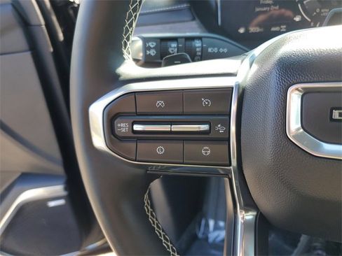 Used 2024 GMC Acadia Denali w/ Super Cruise Package image 27