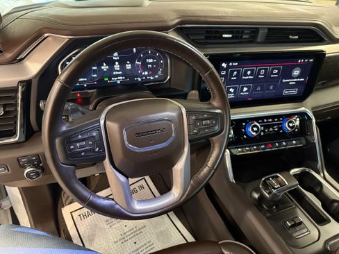 Used 2024 GMC Sierra 1500 Denali w/ Technology Package image 42