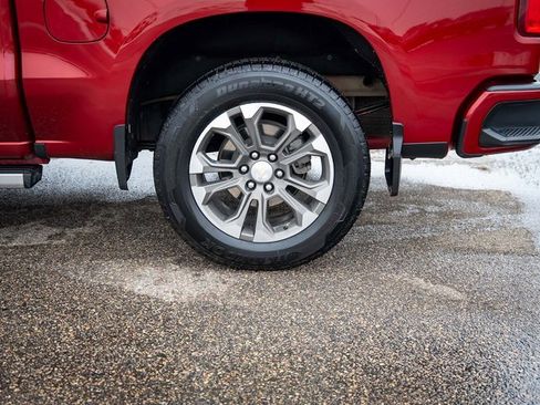 Used 2023 Chevrolet Silverado 1500 High Country w/ Technology Package image 11