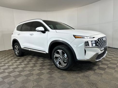 Used 2023 Hyundai Santa Fe SEL w/ Premium Package image 2
