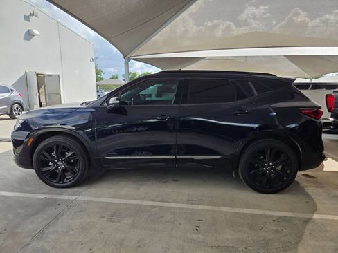 Used 2021 Chevrolet Blazer RS w/ Enhanced Convenience Package FWD image 4