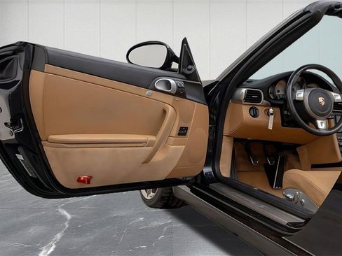 Used 2009 Porsche 911 Carrera S image 15