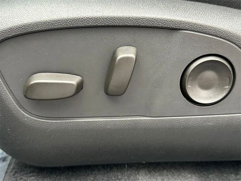 New 2026 Chevrolet Equinox EV RS image 22