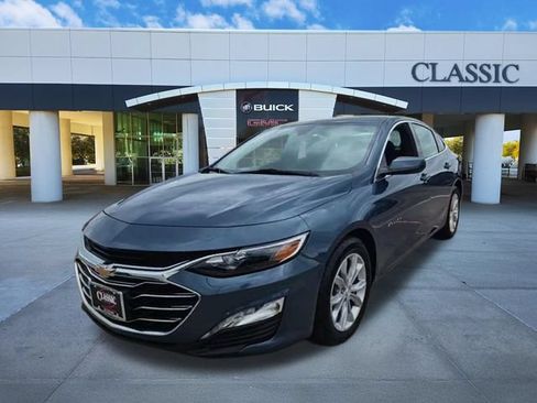 Used 2024 Chevrolet Malibu LT FWD image 3