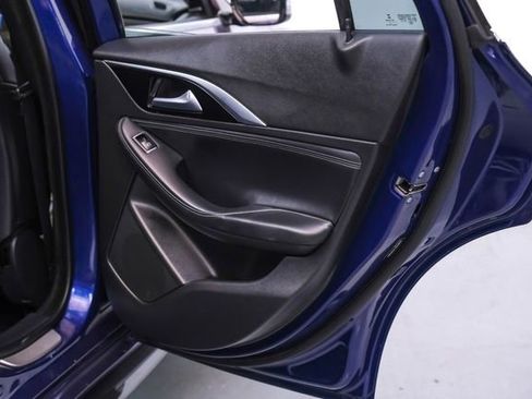 Used 2018 INFINITI QX30 Premium w/ Cargo Package image 45