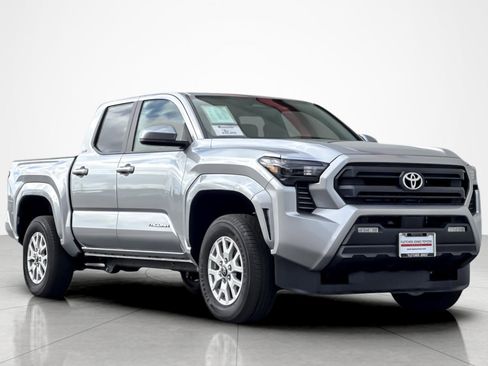 Certified 2025 Toyota Tacoma SR5 image 7
