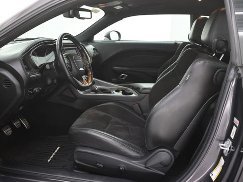 Used 2020 Dodge Challenger R/T Scat Pack image 8