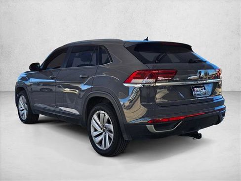 Used 2021 Volkswagen Atlas Cross Sport SE w/ Panoramic Sunroof Package image 7